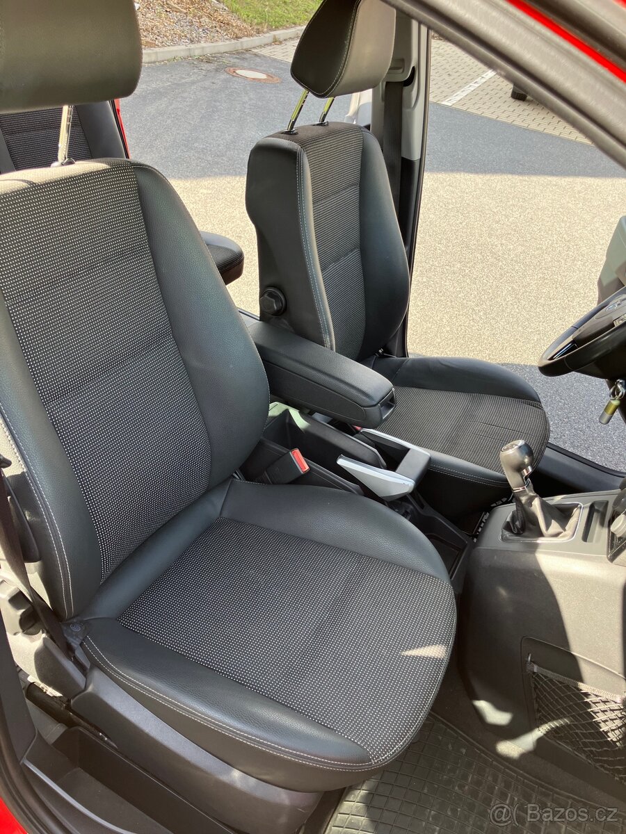 Opel Zafira B 1.8 16V Cosmo, 7 míst, 2xKola, výbava - 8