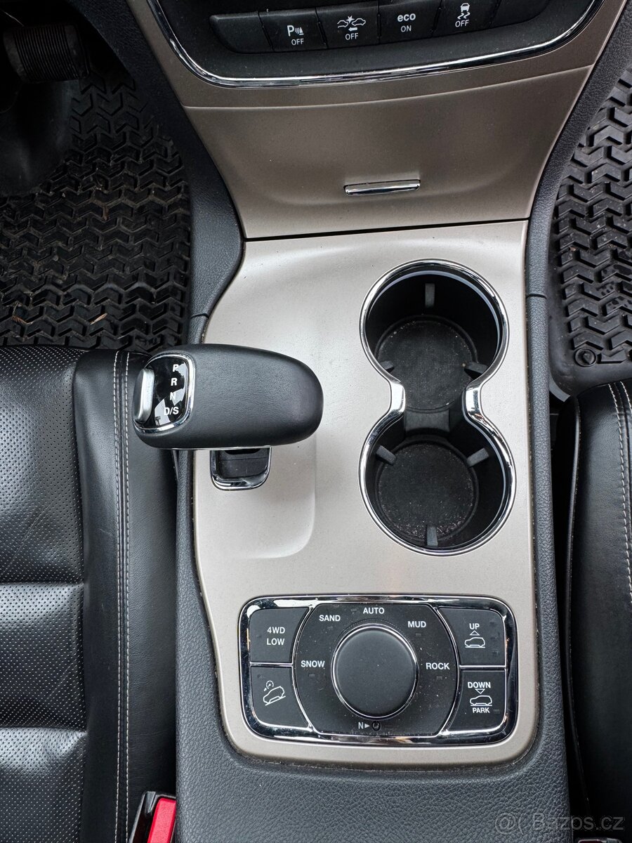 JEEP GRAND Cherokee OVERLAND, DPH - 8