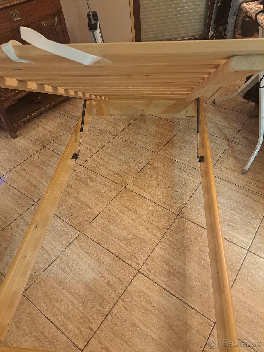 Postel z masivu. - 8