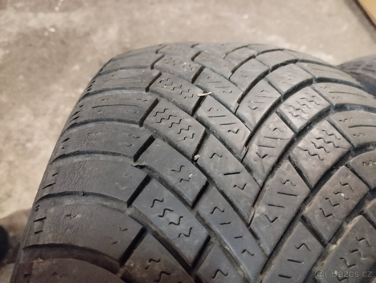 Zimní pneu 205/55 /16 - 8