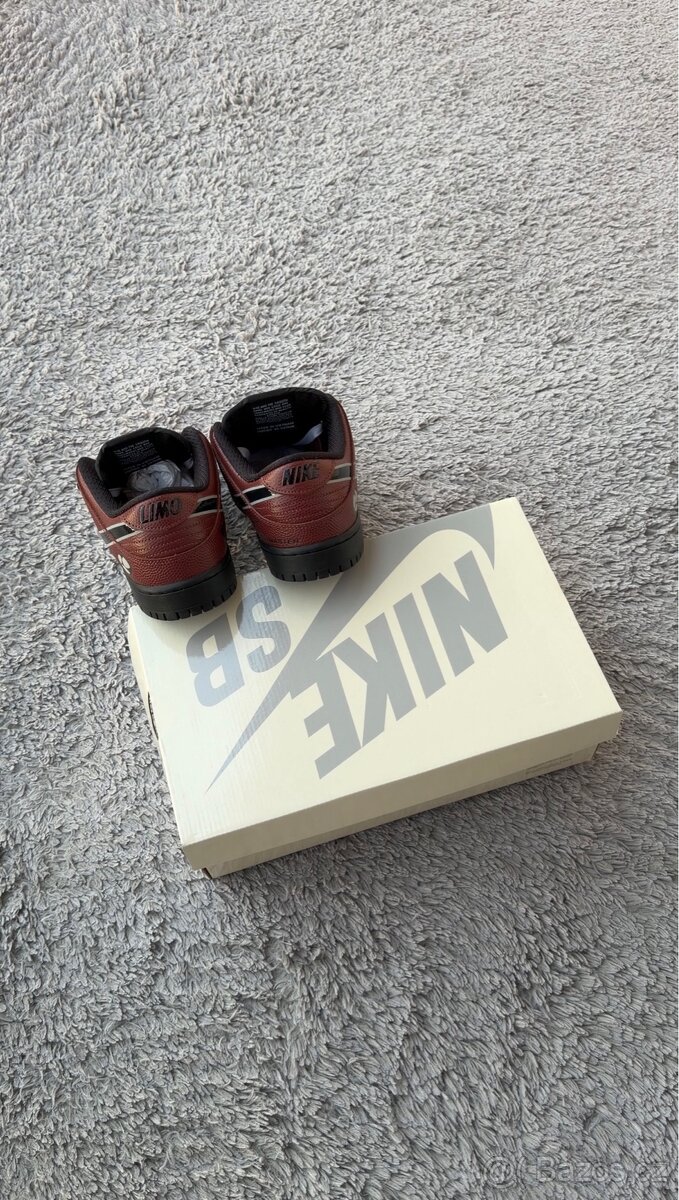 Nike SB Dunk Low Limosine Skateboards - 8