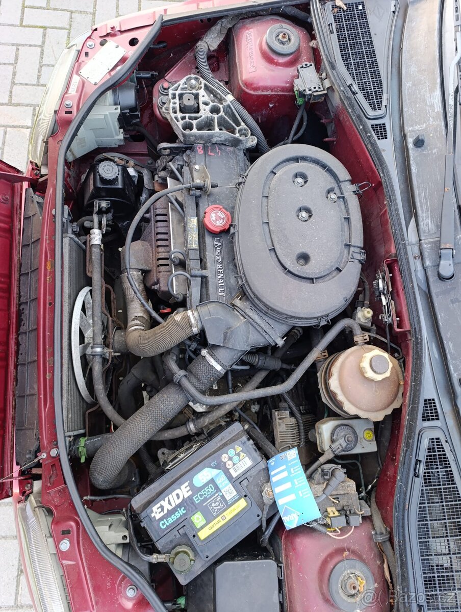 Clio 1 rarita youngtimer eko zaplaceno - 8