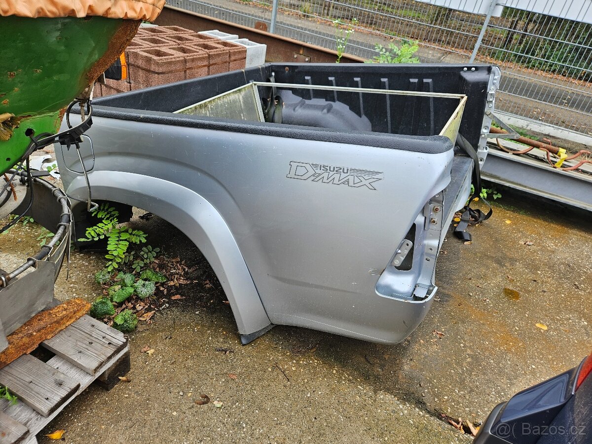 Isuzu D-MAX - 8