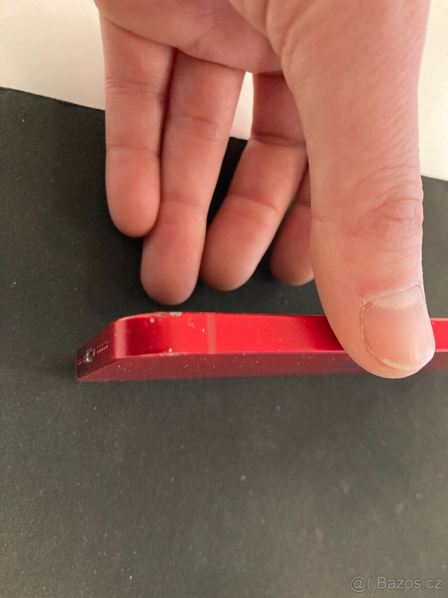 Apple iPhone 13 128 GB Red - 8