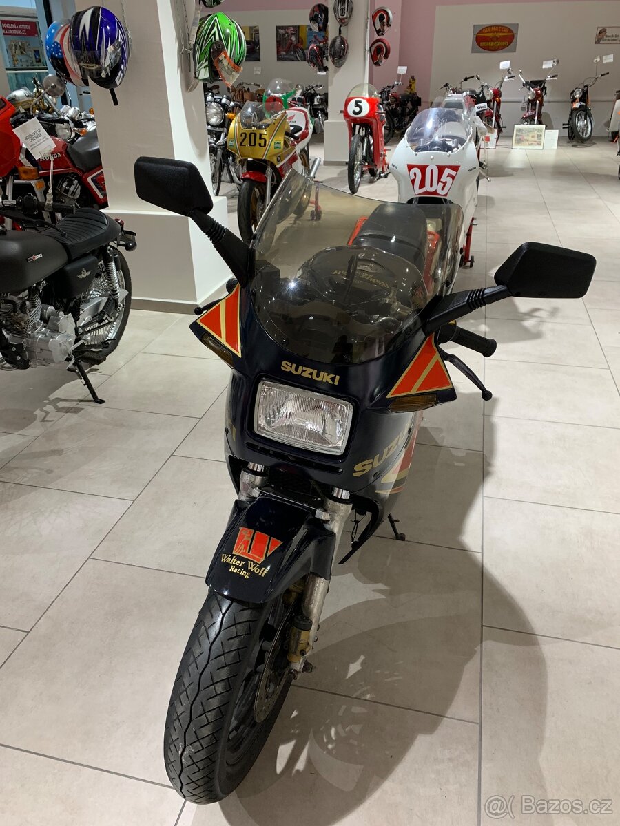 2 kusy Suzuki RG 400 - 8