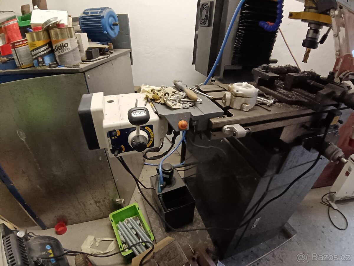 Vrtačko fréza + příslušenství - 8