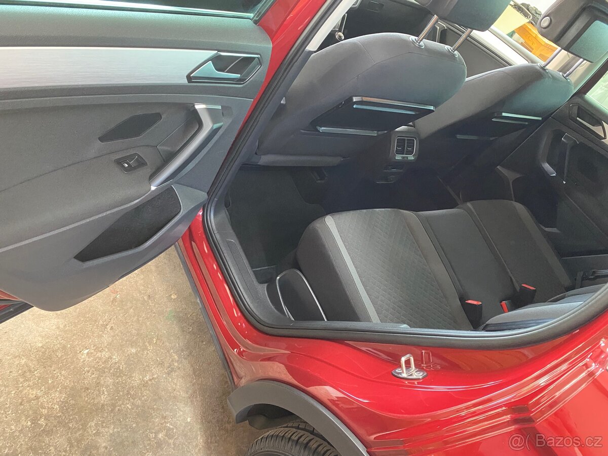 Volkswagen Tiguan 2.0 - 8