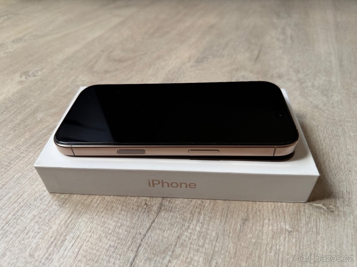 iPhone 16 Pro (128 GB / Pouštní titan) + 2 pouzdra + o. sklo - 8