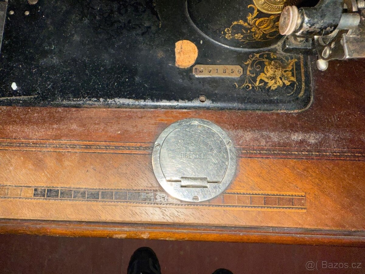 Starý šicí stoj Seidel & Naumann - 8
