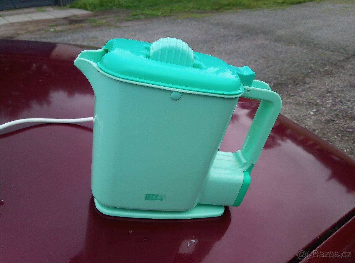 RYCHLOVARNÁ KONVICE - 8