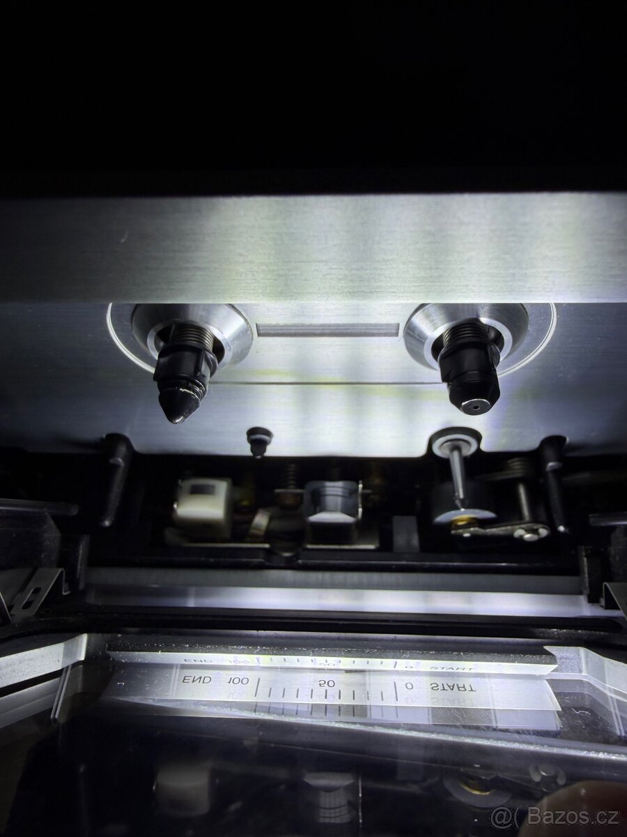 Aiwa AD-6550 Stereo Cassette Deck (1977-79) - 8