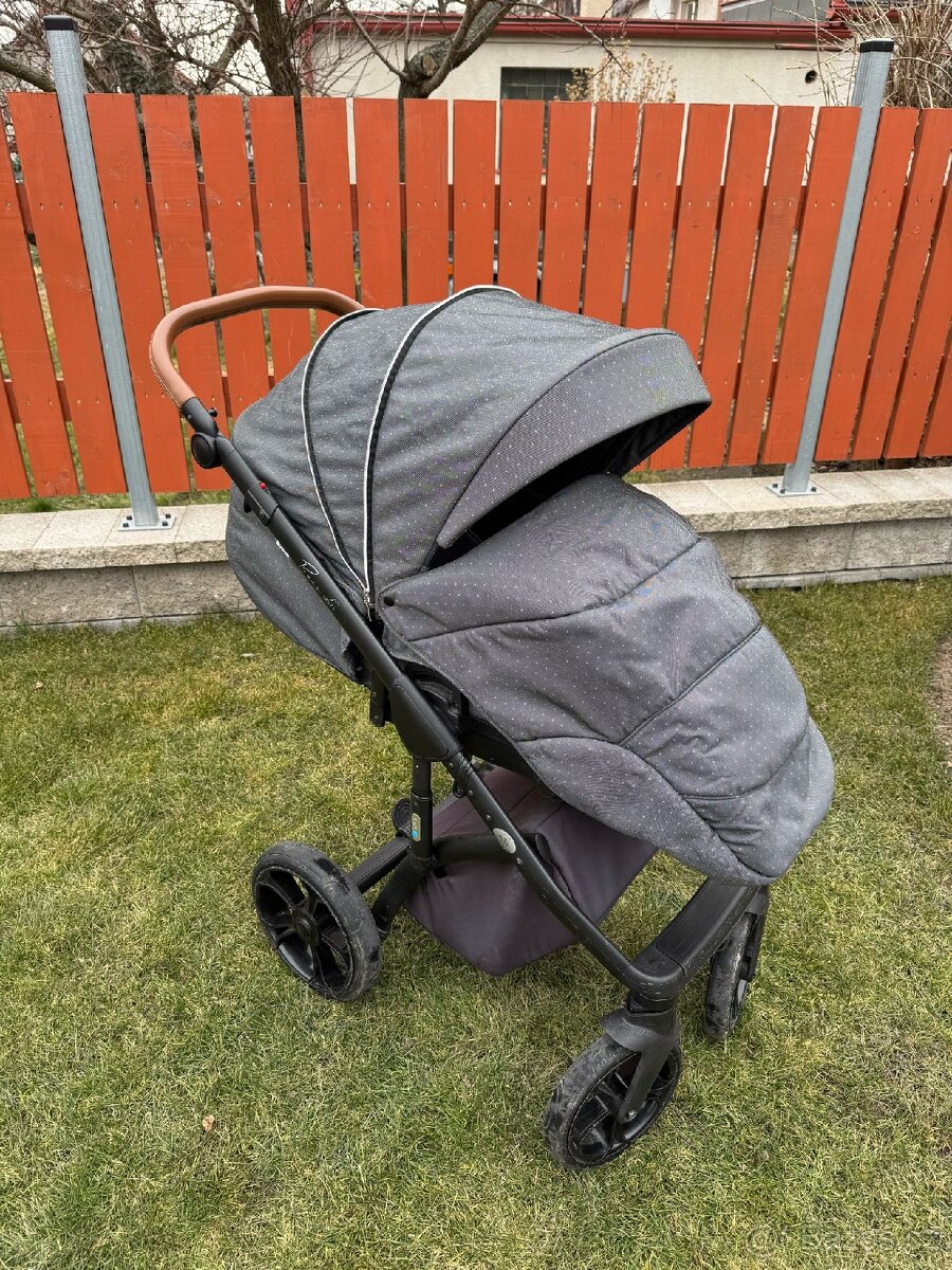 Kočárek Roan Bass - 8