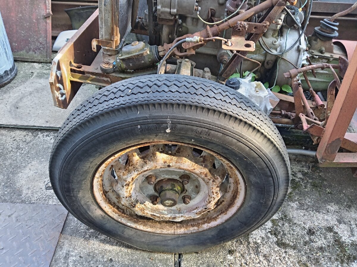 Malotraktor 1203 - 8