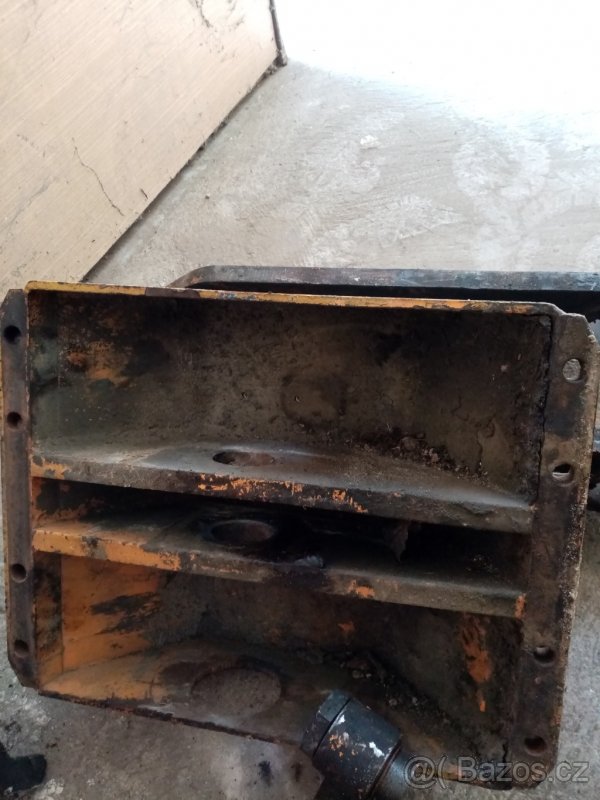 Uds, Tatra 815 uds - 8