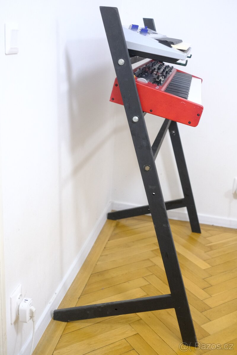 Stojan na 2 klávesy - 8