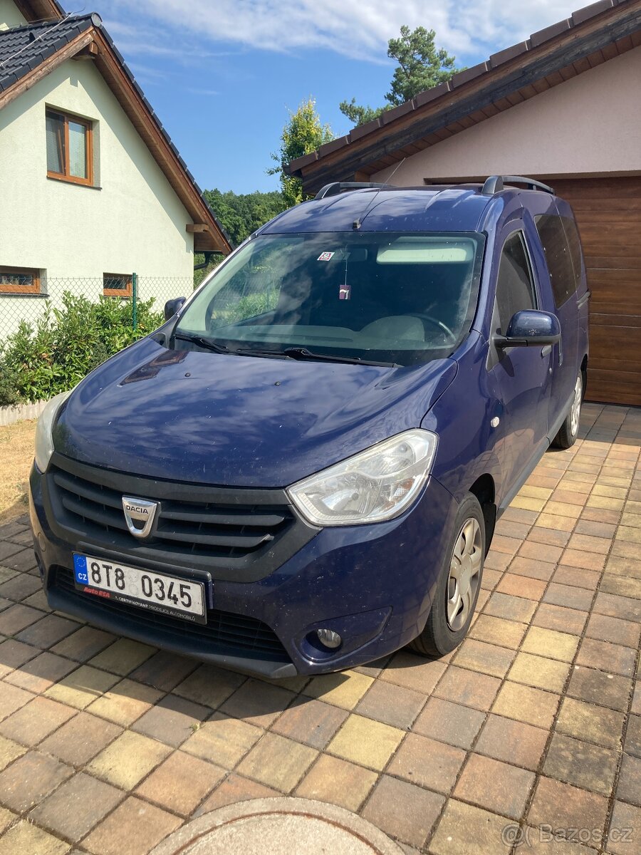 Dacia Dokker 2015 s LPG - mini obytný vůz - 8