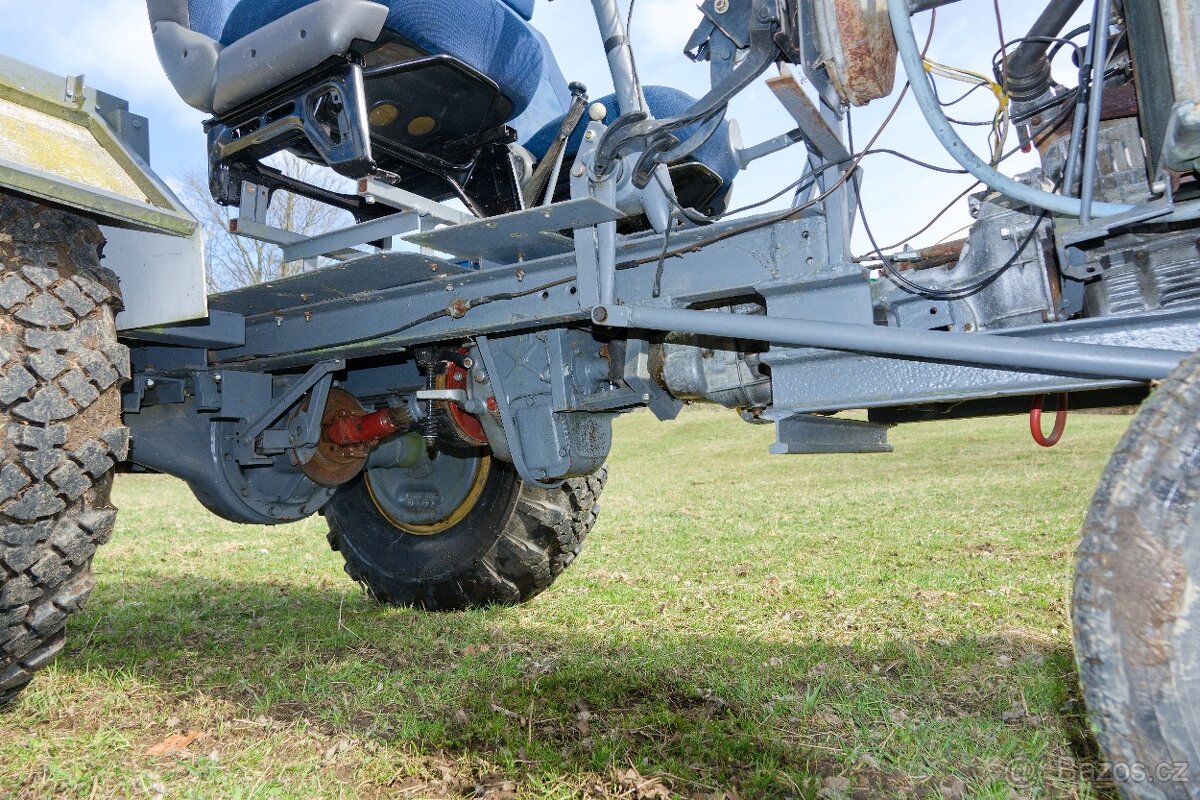 Traktor domácí výroby. - 8