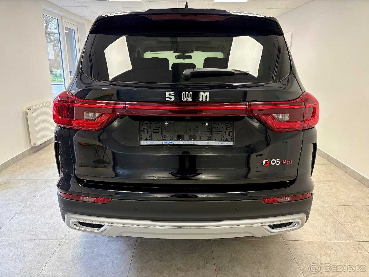 SWM G5 PRO, 1.5i Turbo 7-míst - 8