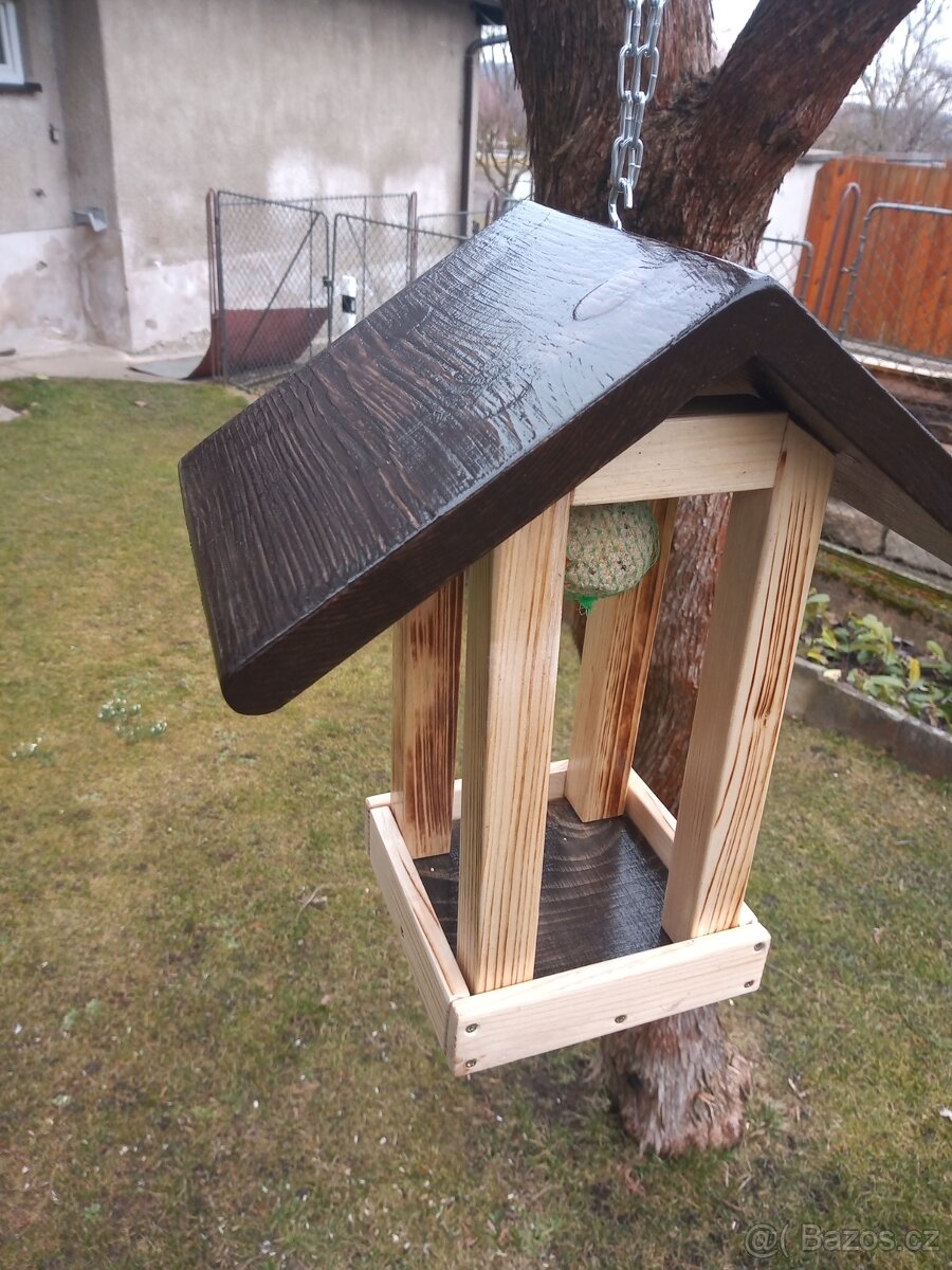 Krmítko, EKO nátěr, masivní dřevo, 100% ruční práce - 8