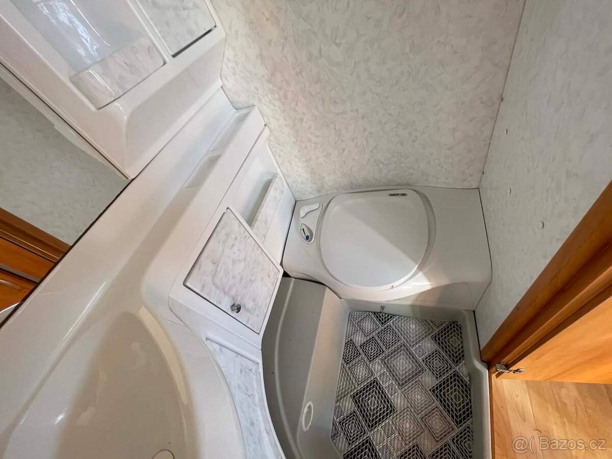 Karavan HOBBY 450 UF DELUXE - 8