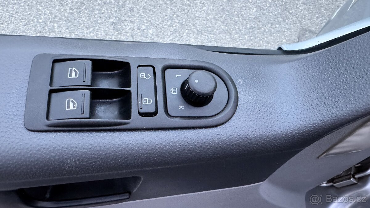 VW Transporter T5 2.0TDI Long - 8