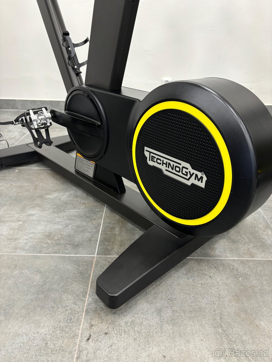 Technogym skillbike - stacionární kolo - 8