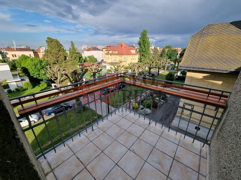 Prodej bytu 4+1 104 m² Zborovská, Opava - 8