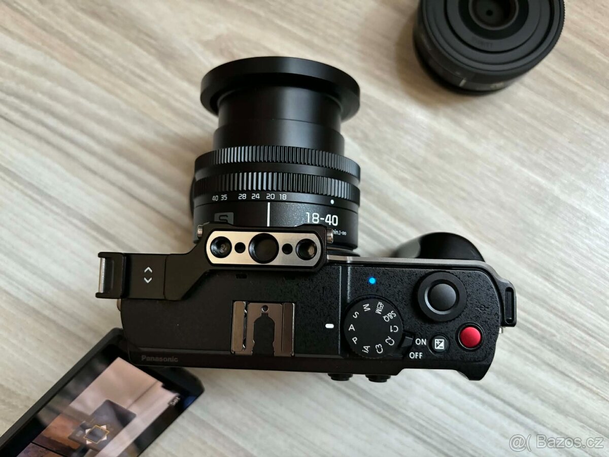 PANASONIC Lumix DC-S9 + 18-40 mm + 26 mm bílý - 8