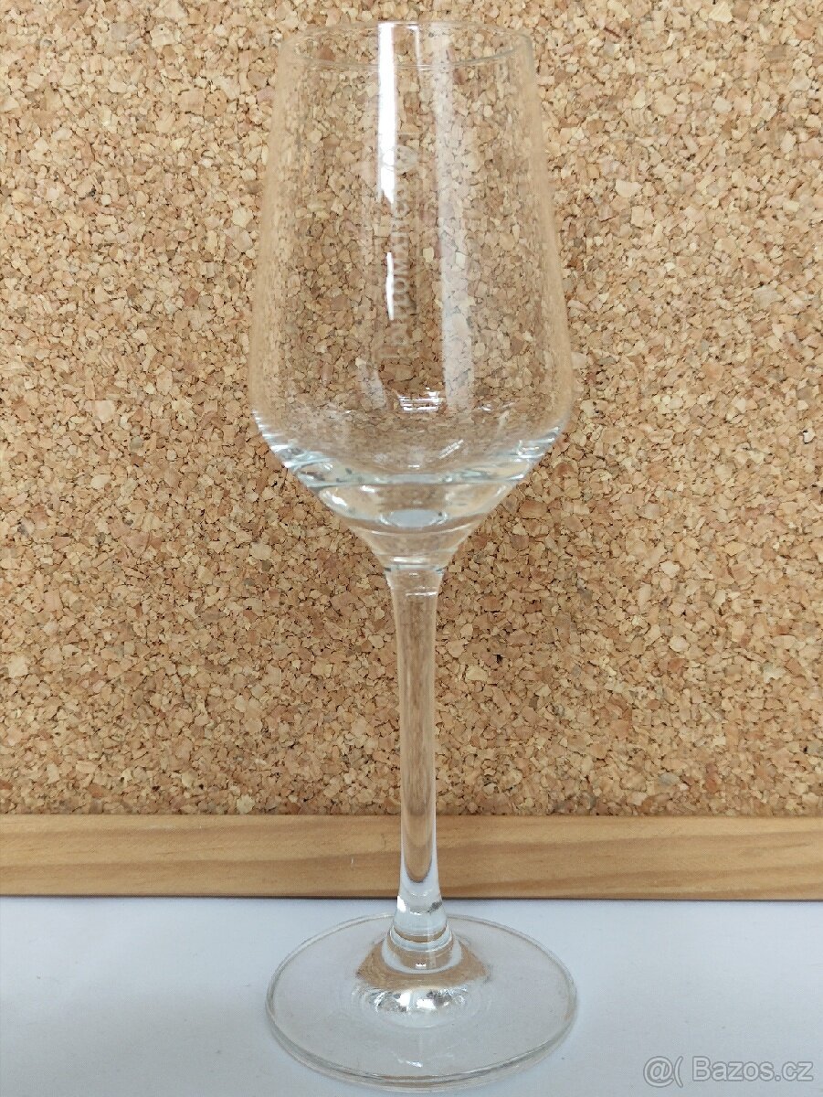 Sklenice na rum (Havana, Heffron aj.), pošta 65.- - 8