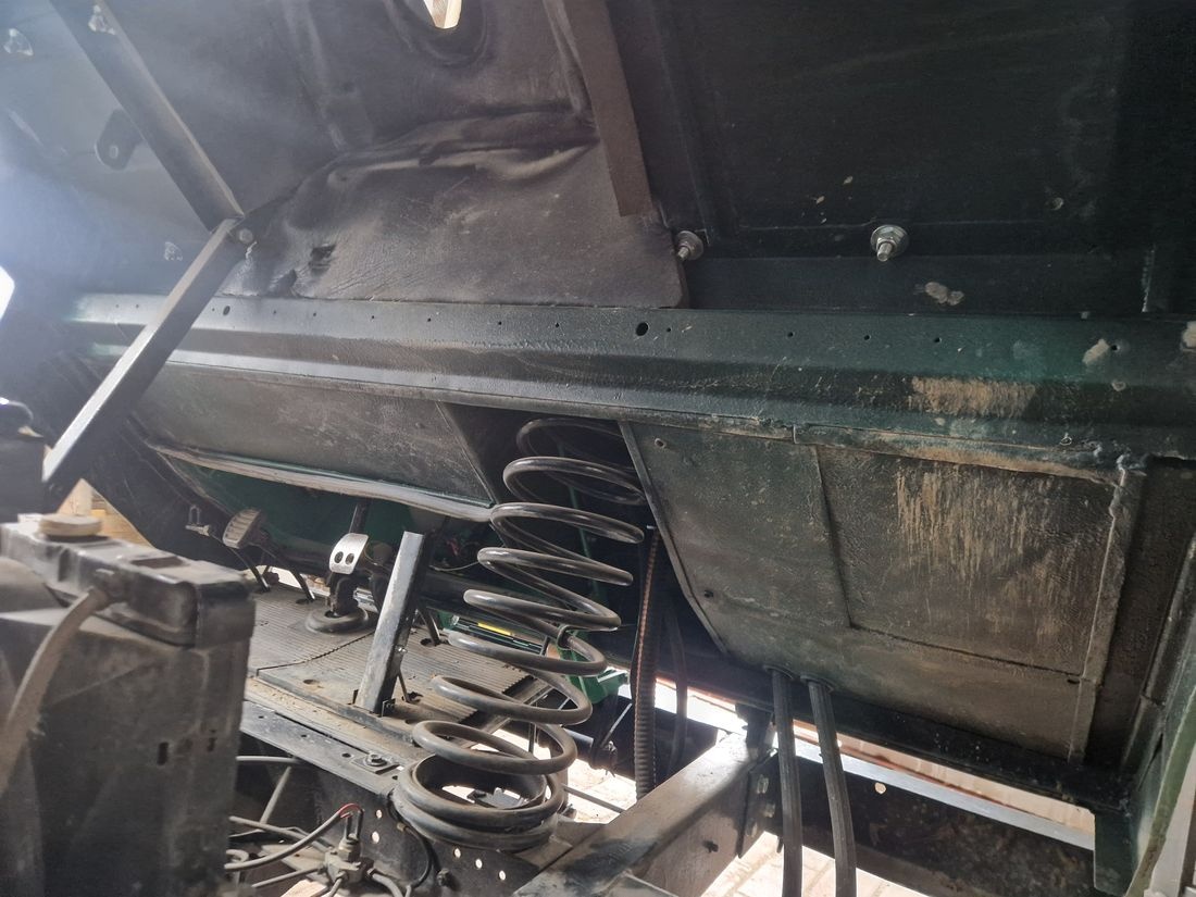 Multicar M25 3 straný sklápěč po GO - 8