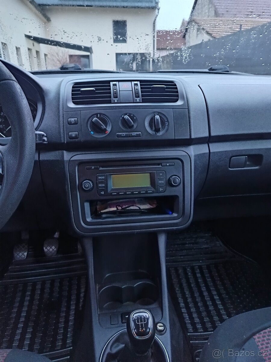 Škoda fabia 1.6 tdi 66kw combi - 8