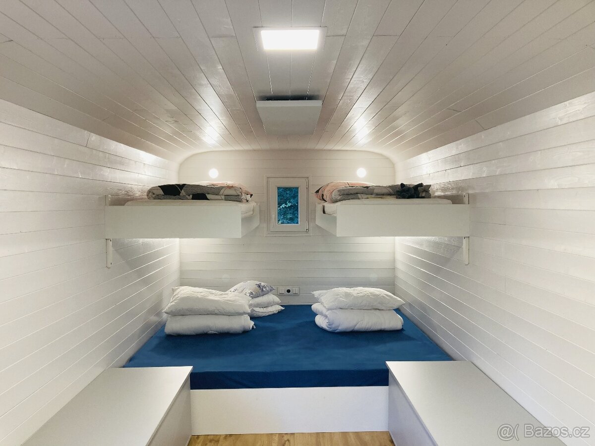 Maringotka s terasou - 8