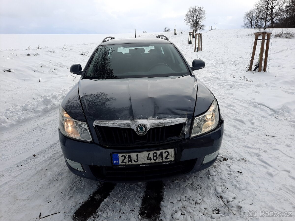 Škoda octavia 2.0 tdi 103kw 2011..čr - 8