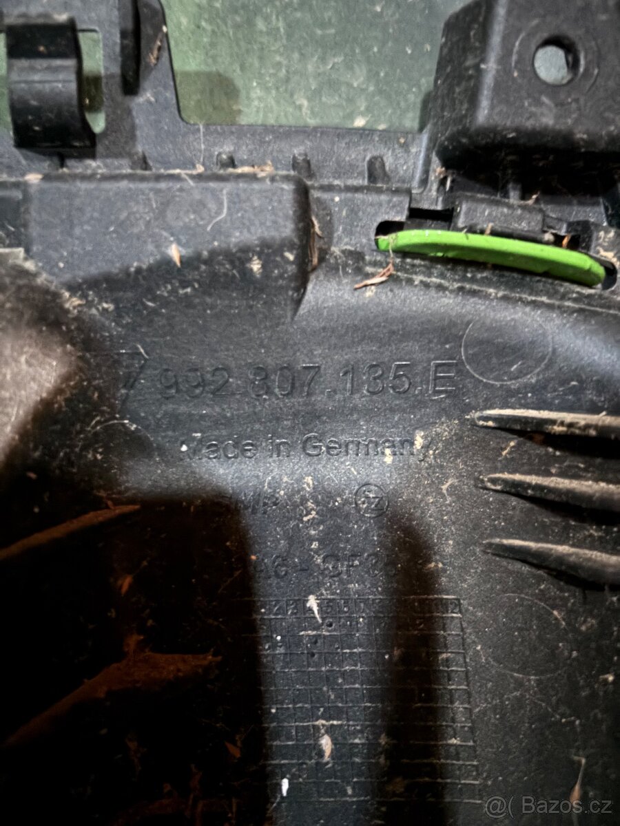 Porsche 992 naraznik - 8