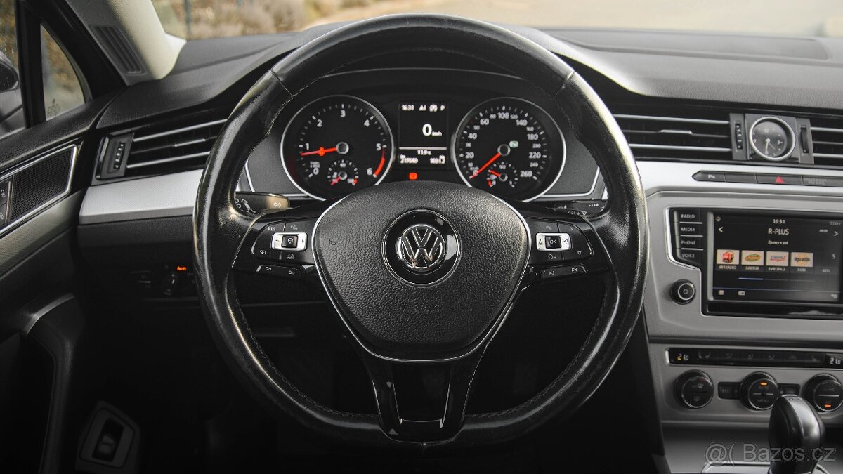 Volkswagen Passat, 2,0/110kW DSG Tažné Adapt.temp - 8