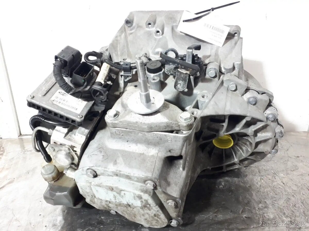 PEUGEOT 5008-1,6HDI-AUTOMAT+DALSI DILY.INFO TEXT. - 8