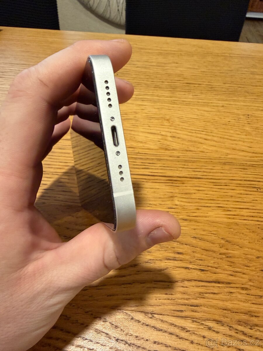 Apple iPhone 13 128 gb. Jako nový. - 8