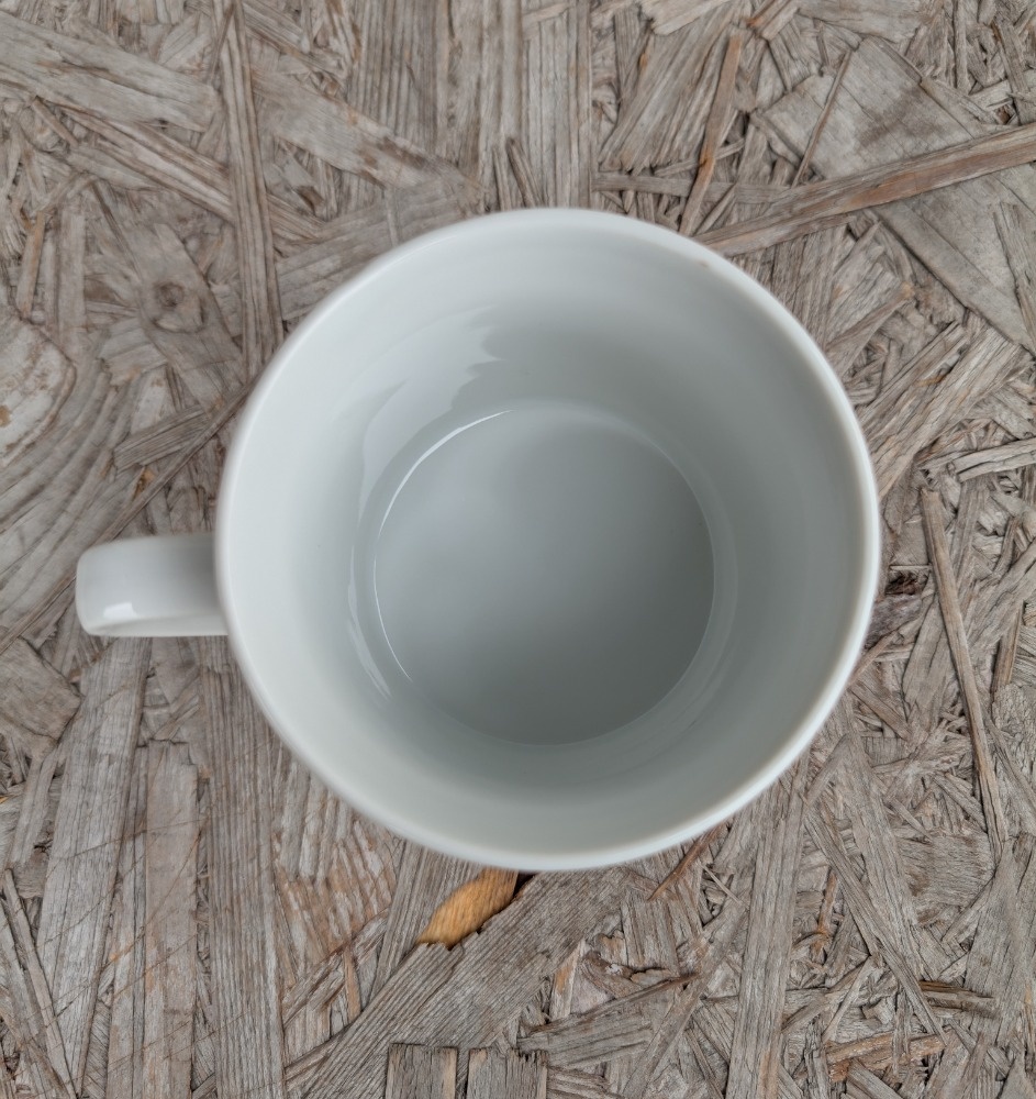 Retro porcelánový hrnek, čertíci. - 8