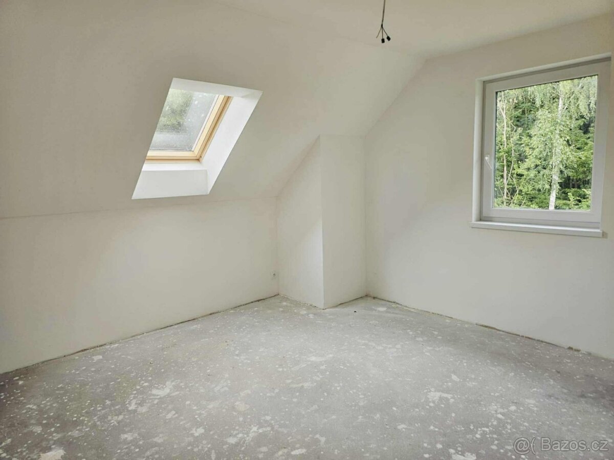 Pronájem rodinného domu 6+1, 183 m2 - 8