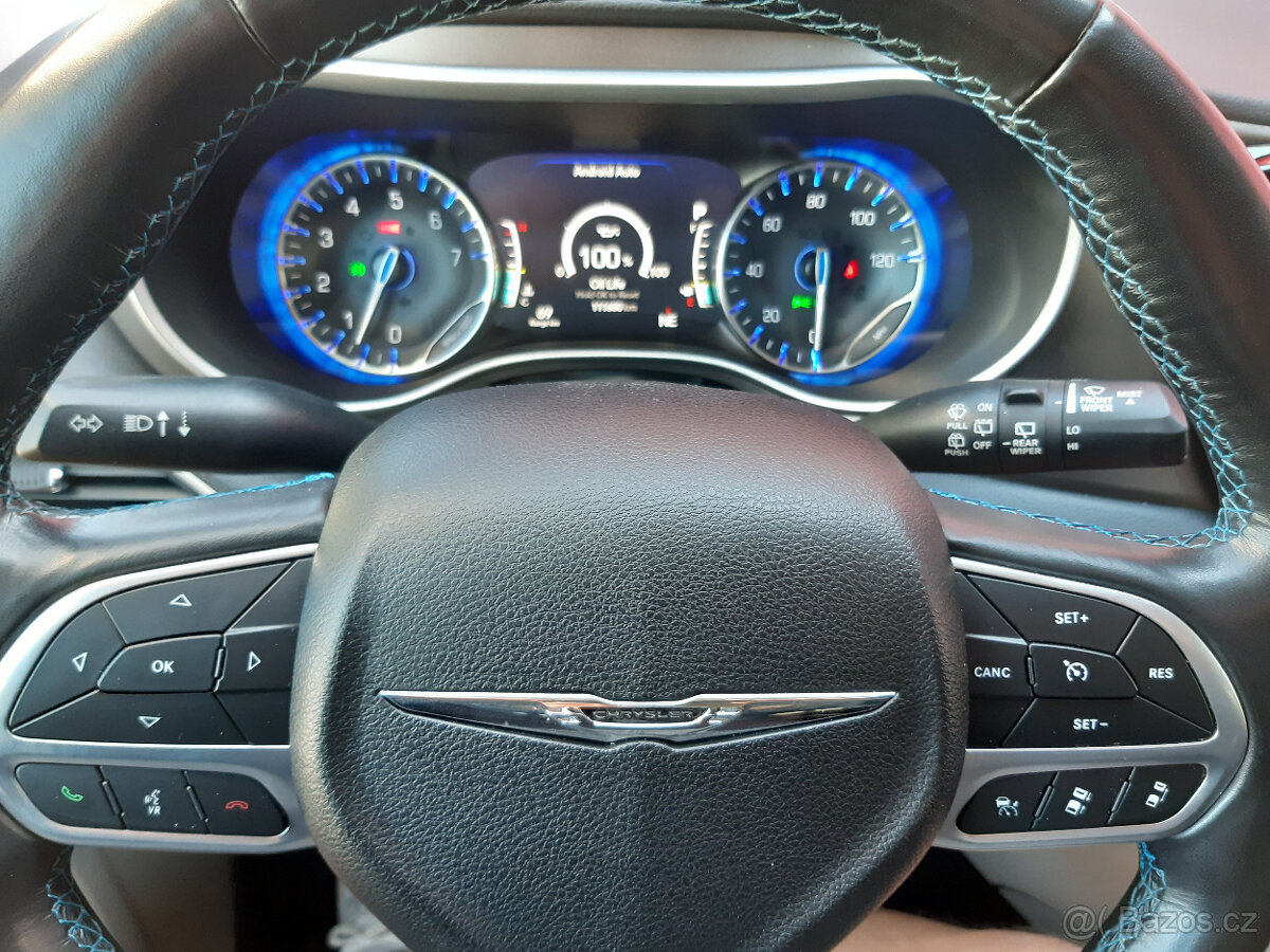 Chrysler Pacifica 3,6L, kůže, radar, 7míst, 2021, nový model - 8