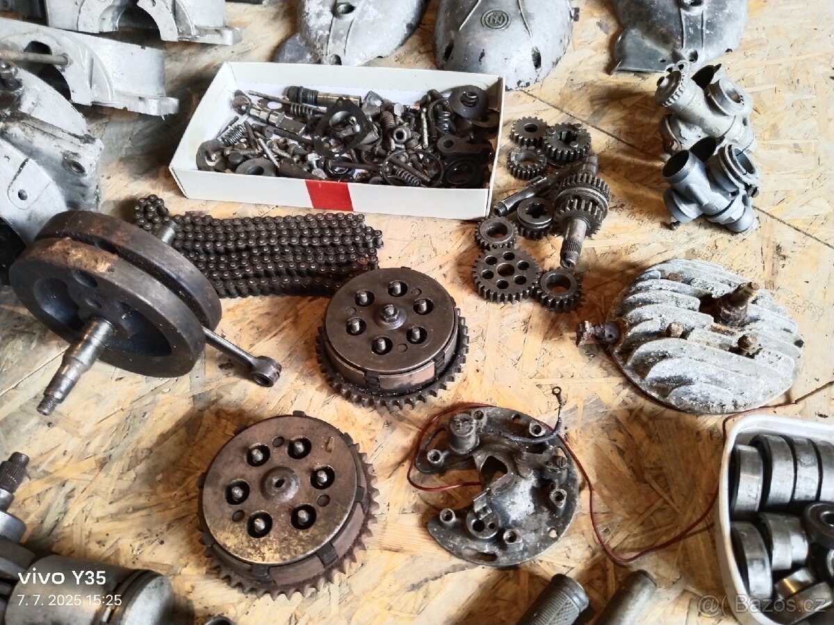 ČZ 125 B a T, 150 C - 8