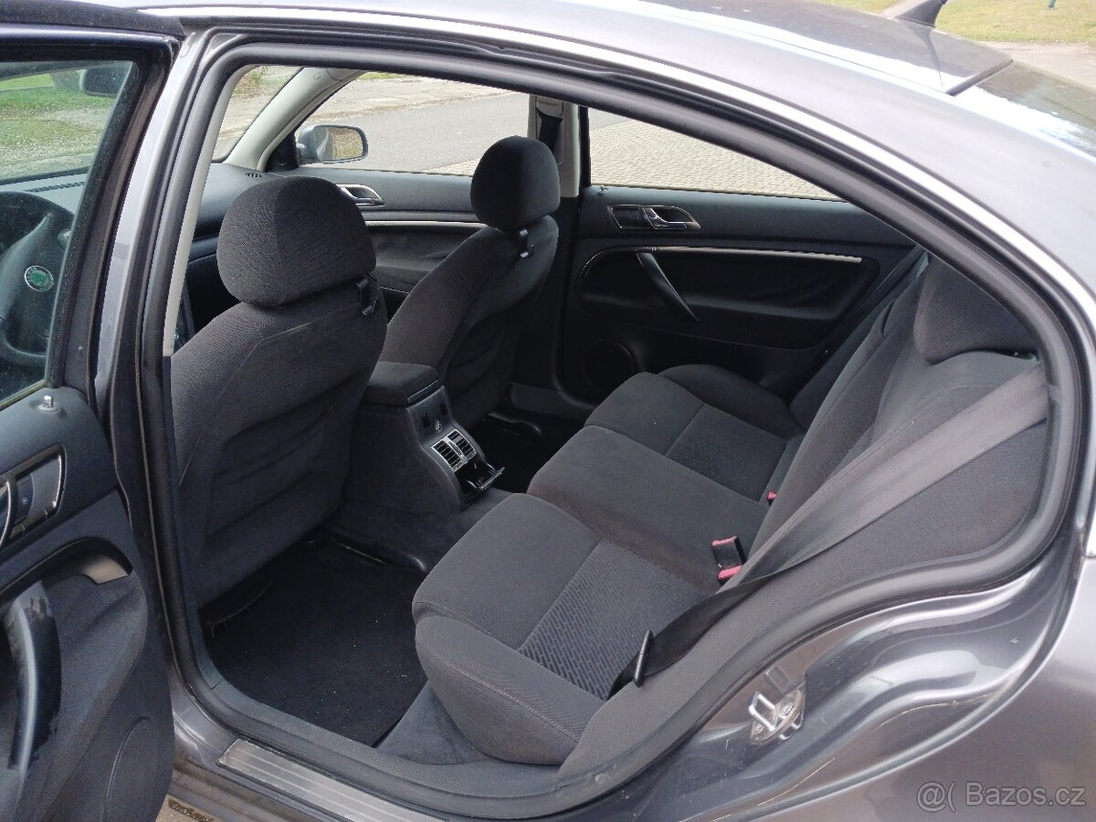 Škoda Superb - 8