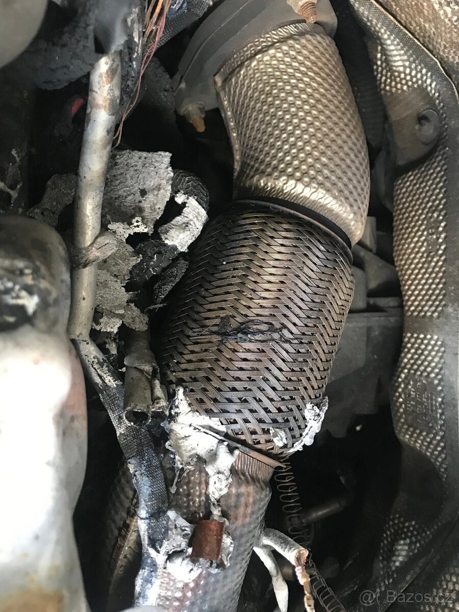 Audi A8 2015 4,2TDI LONG 4x4 283kW - DILY, zapalena - 8