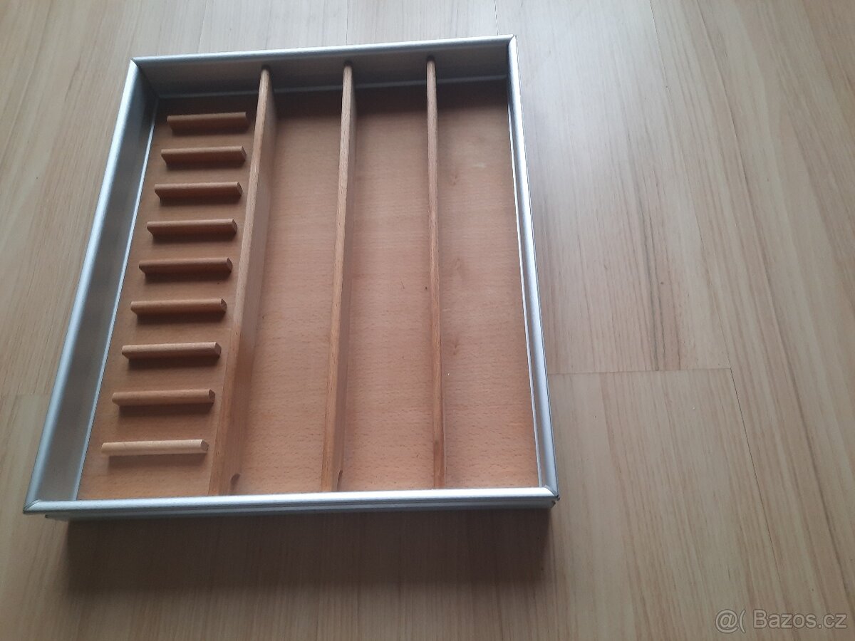 Luxusní organizér-příborník dřevo/ hliník Nové - 8