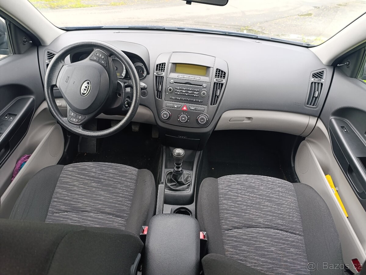 Kia Cee´d na náhradní díly 1.4 80kw - 8