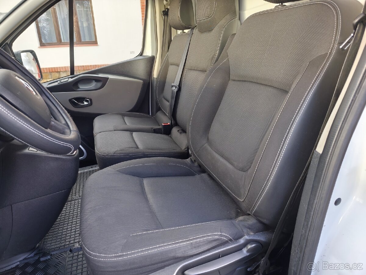 RENAULT TRAFIC 1.6 89kW ROK 2017 - 8