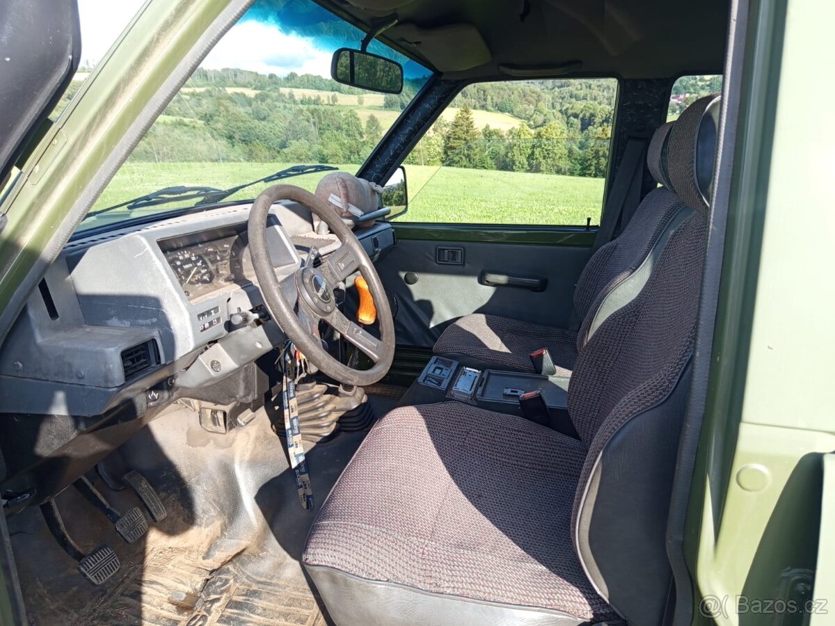 Nissan patrol wagon HR G260 - 8