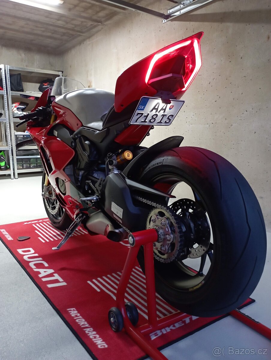Ducati Panigale V4S stav novej motorky 3700 km - 8