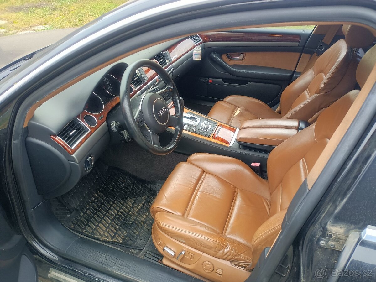 Audi A8 4.0 TDI V8 • 2004 • Pojízdná • Na opravu / projekt • - 8