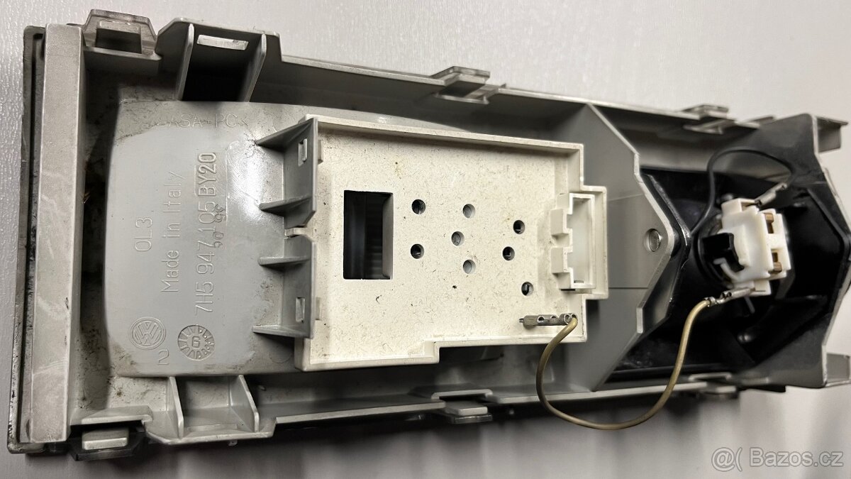 PLASTY, obložení - VW Multivan, Trasporter , Caravelle T5,T6 - 8